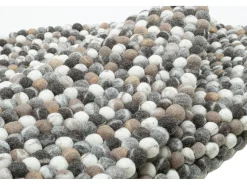 Hot Alfombra de bolas de fieltro hecha a mano 190x190 cm Naturaleza Multi Felty 2.2 Color natural claro
