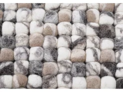 Sale Alfombra de bolas de fieltro hecha a mano 40x60 cm Naturaleza Multi Felty 2.2 Color natural claro