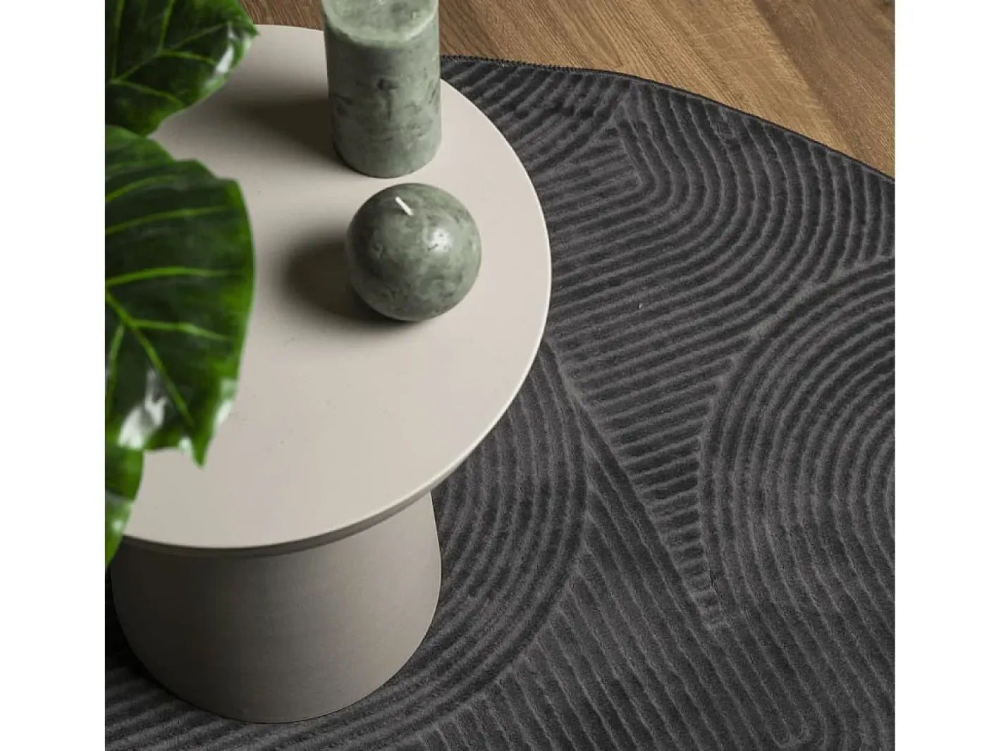 Outlet Clicnbuy Alfombra de pelo corto look escandinavo IZA antracita Ø 80 cm Gris antracita