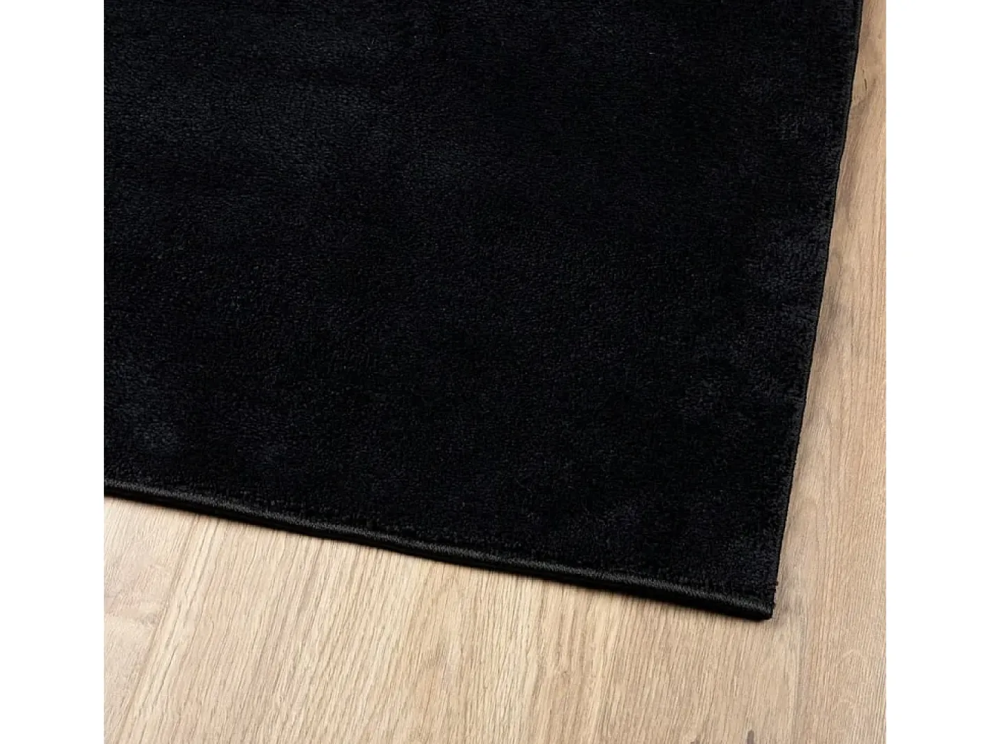 Alfombra de pelo corto OVIEDO negra 200x200 cm Negro Best