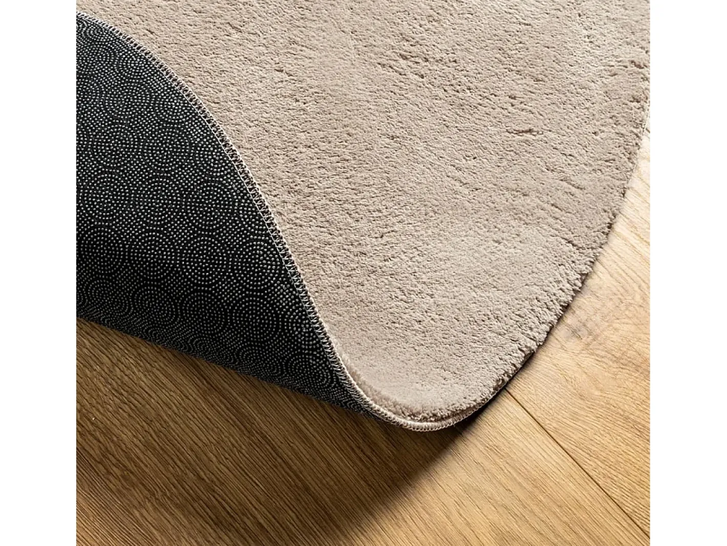 Alfombra de pelo corto suave lavable HUARTE arena Ø 100 cm ES47414 Marru00f3n Sale