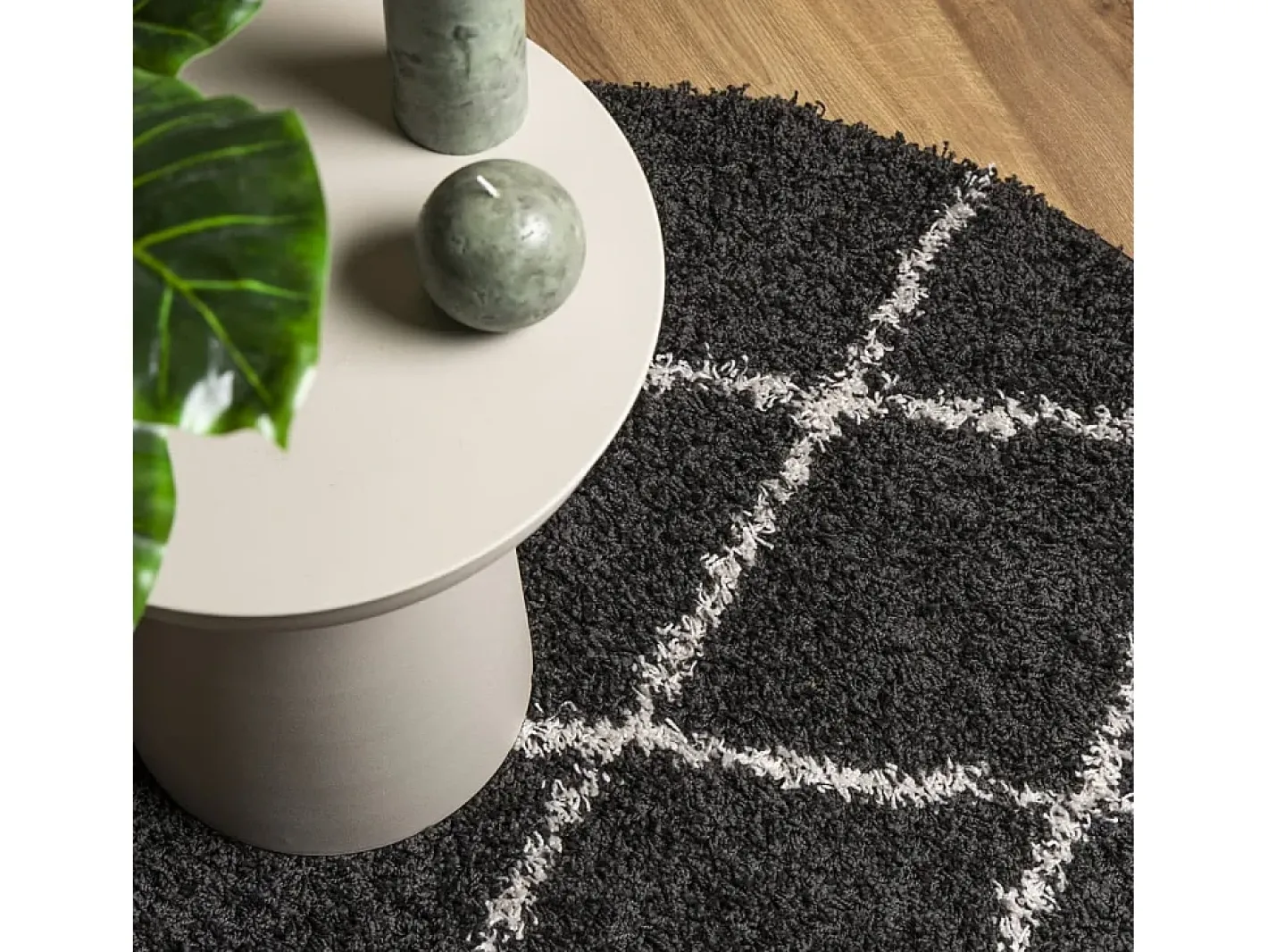 Clicnbuy Alfombra de pelo largo moderna negro y crema Ø 80 cm Multicolor Online