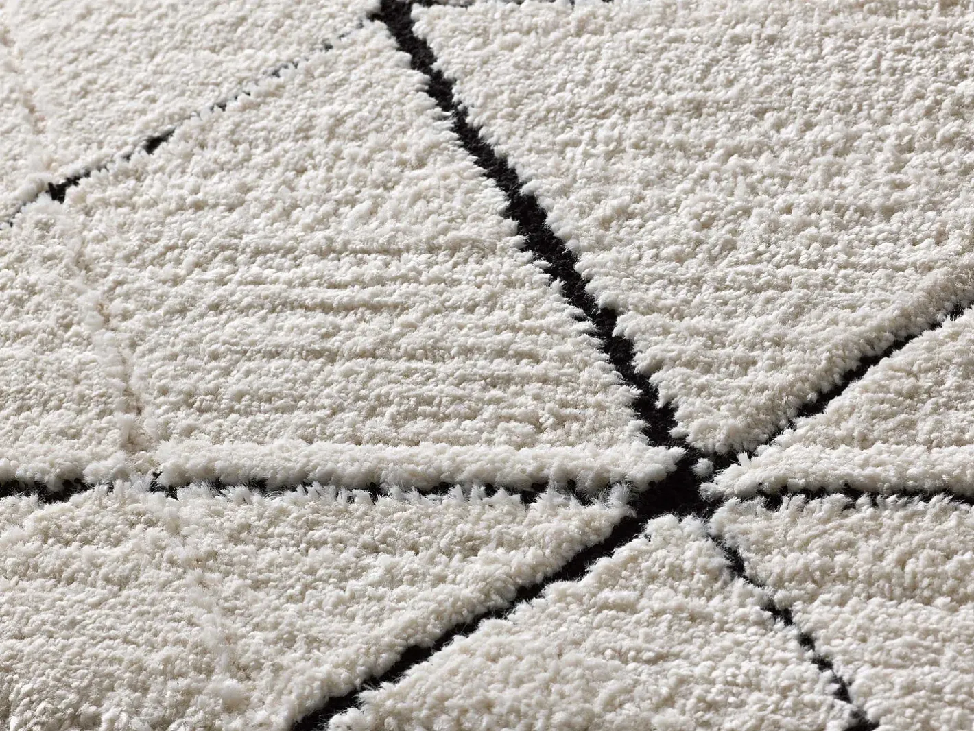 Alfombra interior - geométrico con relieve - blanco - 80 x 150 cm - TURIN Negro / Blanco New