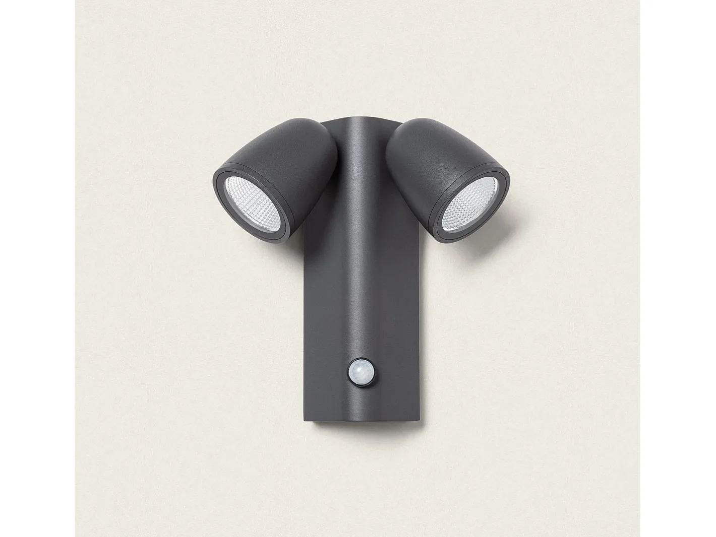 Discount Ledkia Aplique de Pared Exterior LED 12W Aluminio con Sensor de Movimiento PIR Abel Dos Focos Oscuro Gris