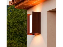 Ledkia Aplique de Pared Exterior LED 12W Aluminio CCT Seleccionable Doble Difusor Lysandra Óxido Transparente