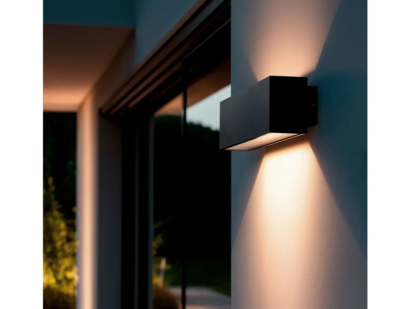 Outlet Ledkia Aplique de Pared Exterior LED 11W Aluminio Iluminación Doble Cara Carinae 4000K Blanco Neutro Negro