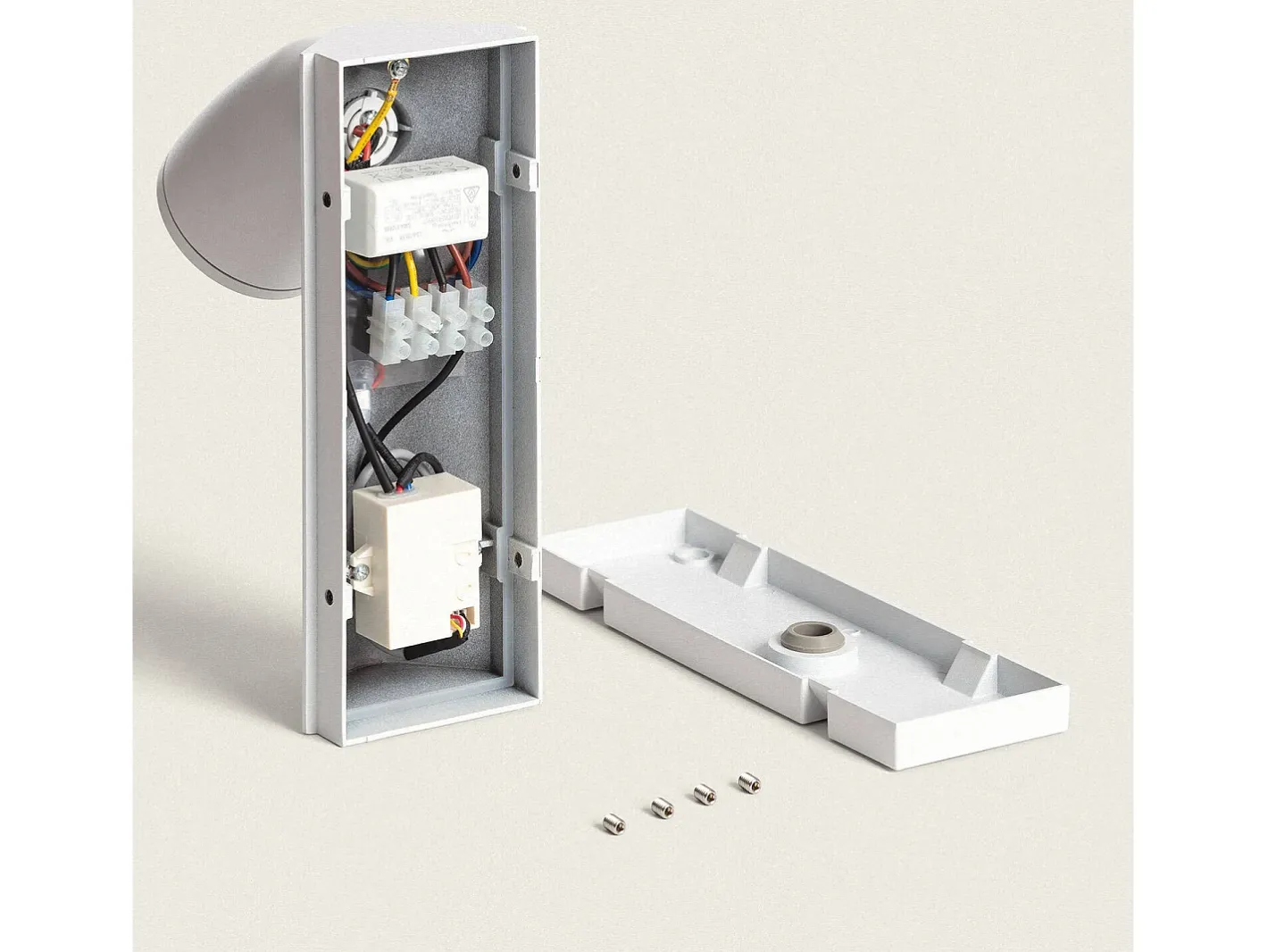 New Ledkia Aplique de Pared Exterior LED 6W Aluminio con Detector de Movimiento Abel Blanco