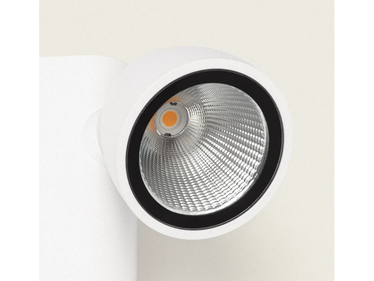 New Ledkia Aplique de Pared Exterior LED 6W Aluminio con Detector de Movimiento Abel Blanco