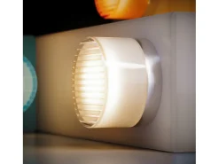 Clearance Aplique de pared LED Beneito Faure Oma de 8 W, IP65, interruptor CCT 2000 K/2800 K/4000 K, aplique vintage de aluminio, Blanco