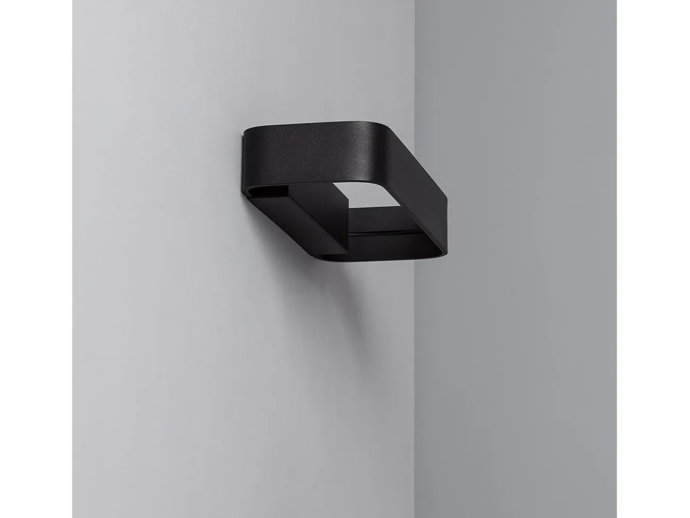 Clearance Ledkia Aplique de Pared LED 9W de Aluminio Deves 2700K Blanco Cálido Negro