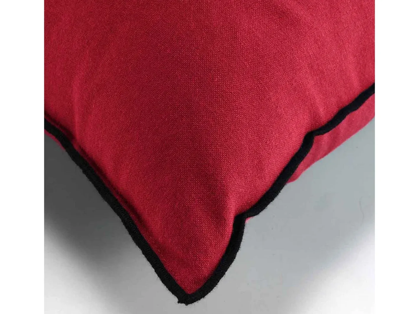 Best Douceur d'intérieur Cojín con overlock de algodón reciclado Rojo