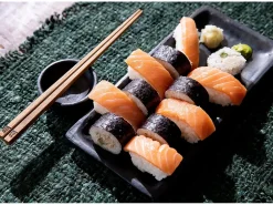 Bazar Bizar El Plato De Sushi Quemado - - L Negro New