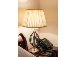 Sale Elstead Aegean 1 ljus Bordslampa Åldrad mässing, E27 Camel