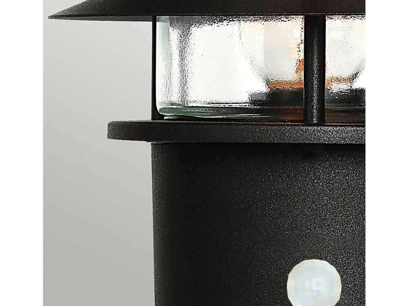Sale Elstead Helsingor 1 Ljus Kustvägglykta utomhus Ljussvart med PIR-rörelsesensor IP44, E27 Negro
