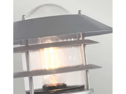 Iluminación Exterior-Elstead Helsingor 1 ljus utomhuslykta ljus silver med PIR rörelsesensor IP44, E27 Plateado