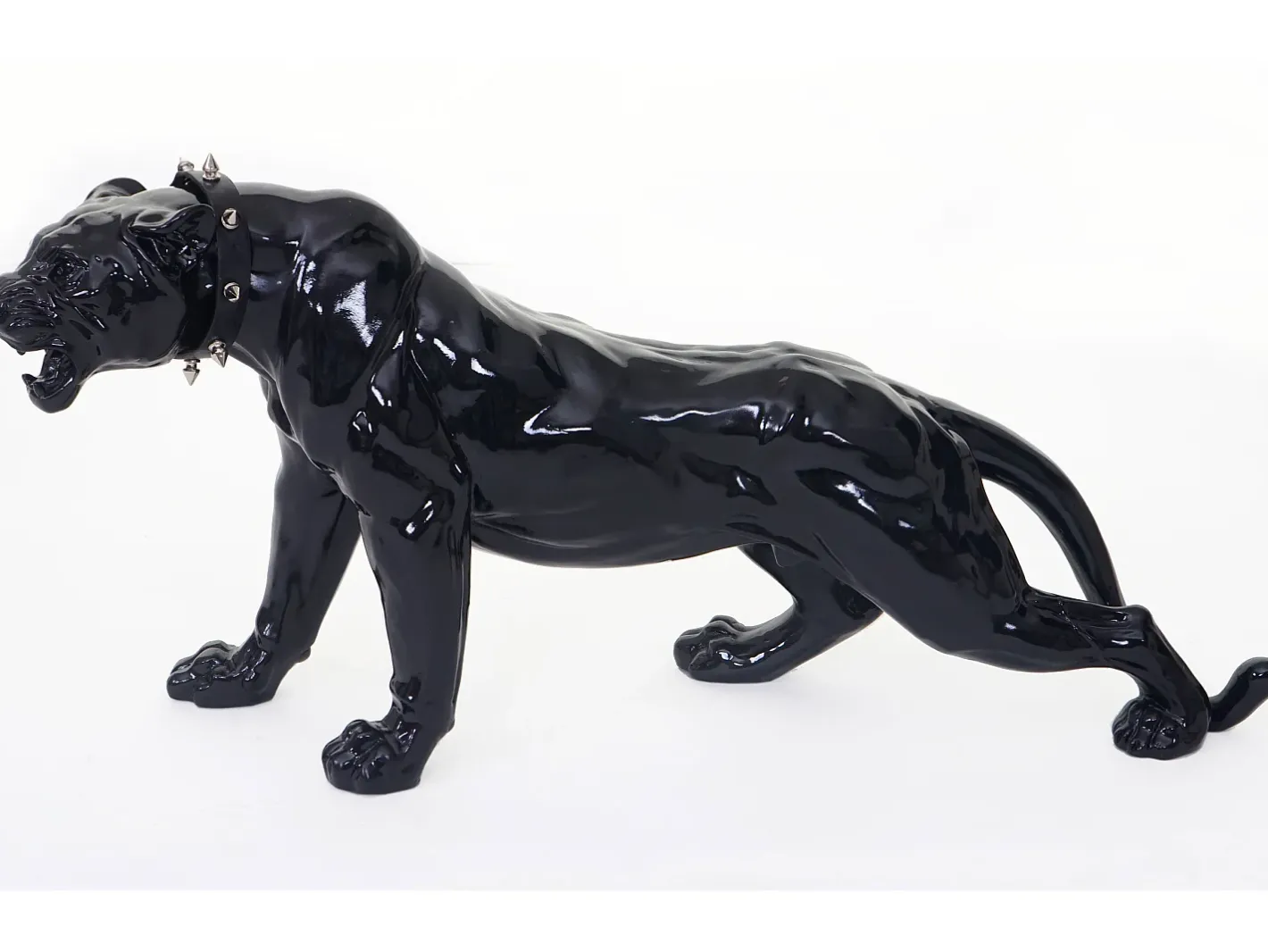 MCW Estatua-Figurita decorativa pantera con collar, alto brillo con collar Negro