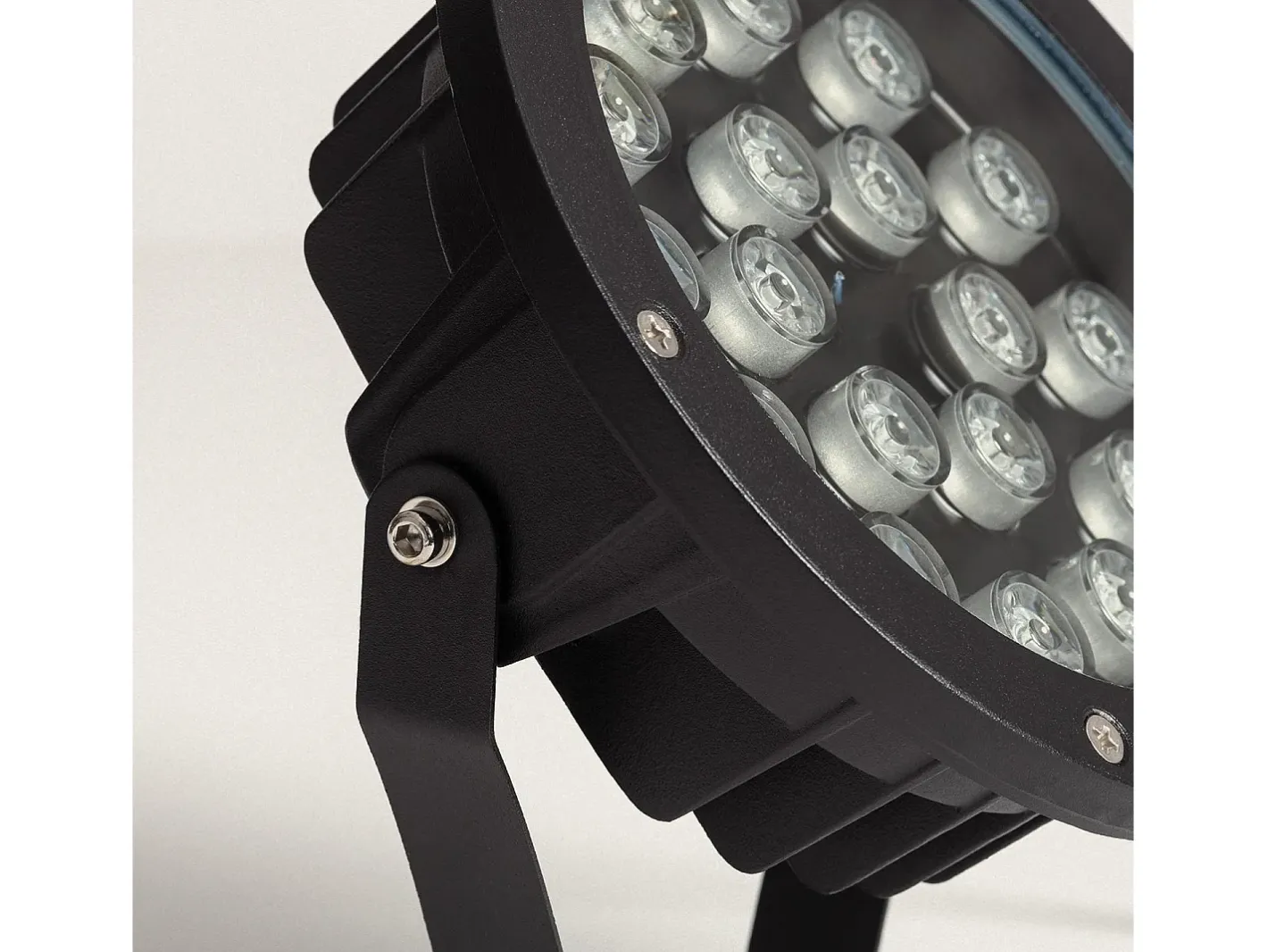 Ledkia Foco Exterior LED 18W IP67 Colmar RGB RGB Negro Discount