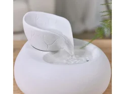 Zen Arôme Estatua-Fuente de diseño cerámico Toby Blanco