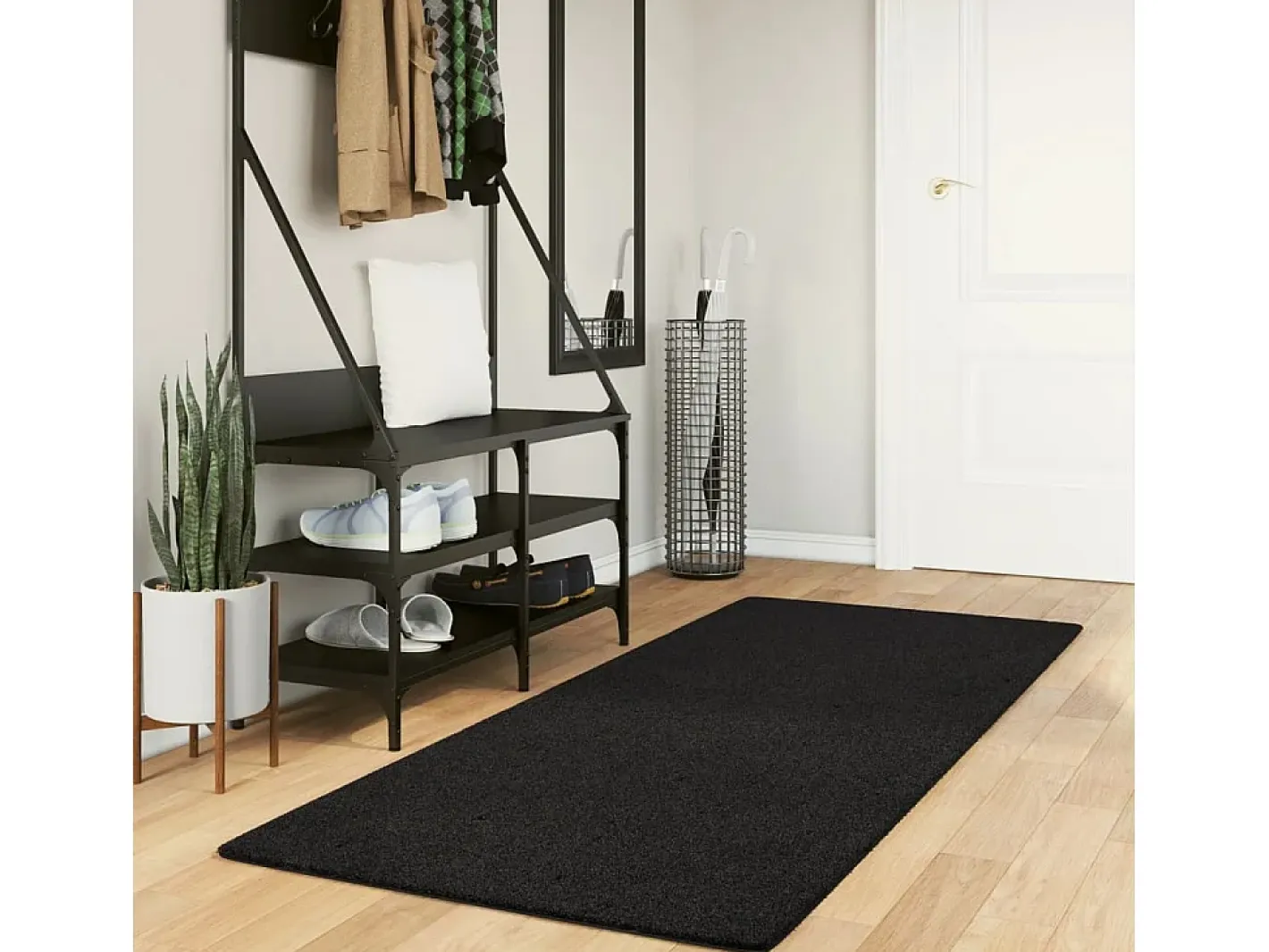Outlet Garden Furniture Hester Alfombra de pelo corto suave lavable HUARTE 80x200 cm Negro