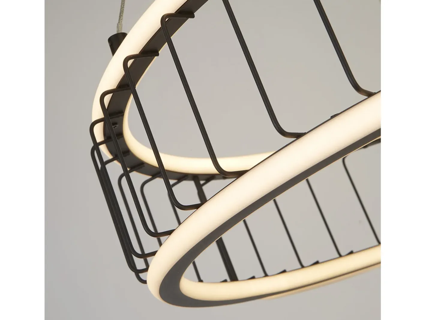 Sale Lampadario Contemporaneo Circolo Acciaio Nero Alluminio Bianco Led 46,4W 3000K Blanco