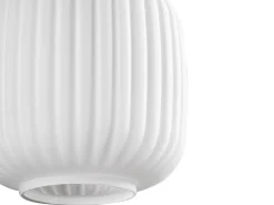OZAIA Lámpara Suspendida-Lámpara de araña de metal - Dorada y blanca - 3 pantallas Alt.130 x L. 55 cm - OSKA Dorado