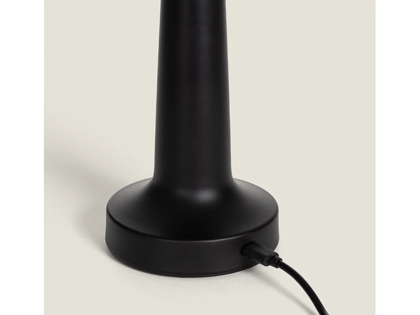 New Ledkia Lámpara de Mesa LED Metal Portátil con Batería USB Recargable Luliu Orsha Negro