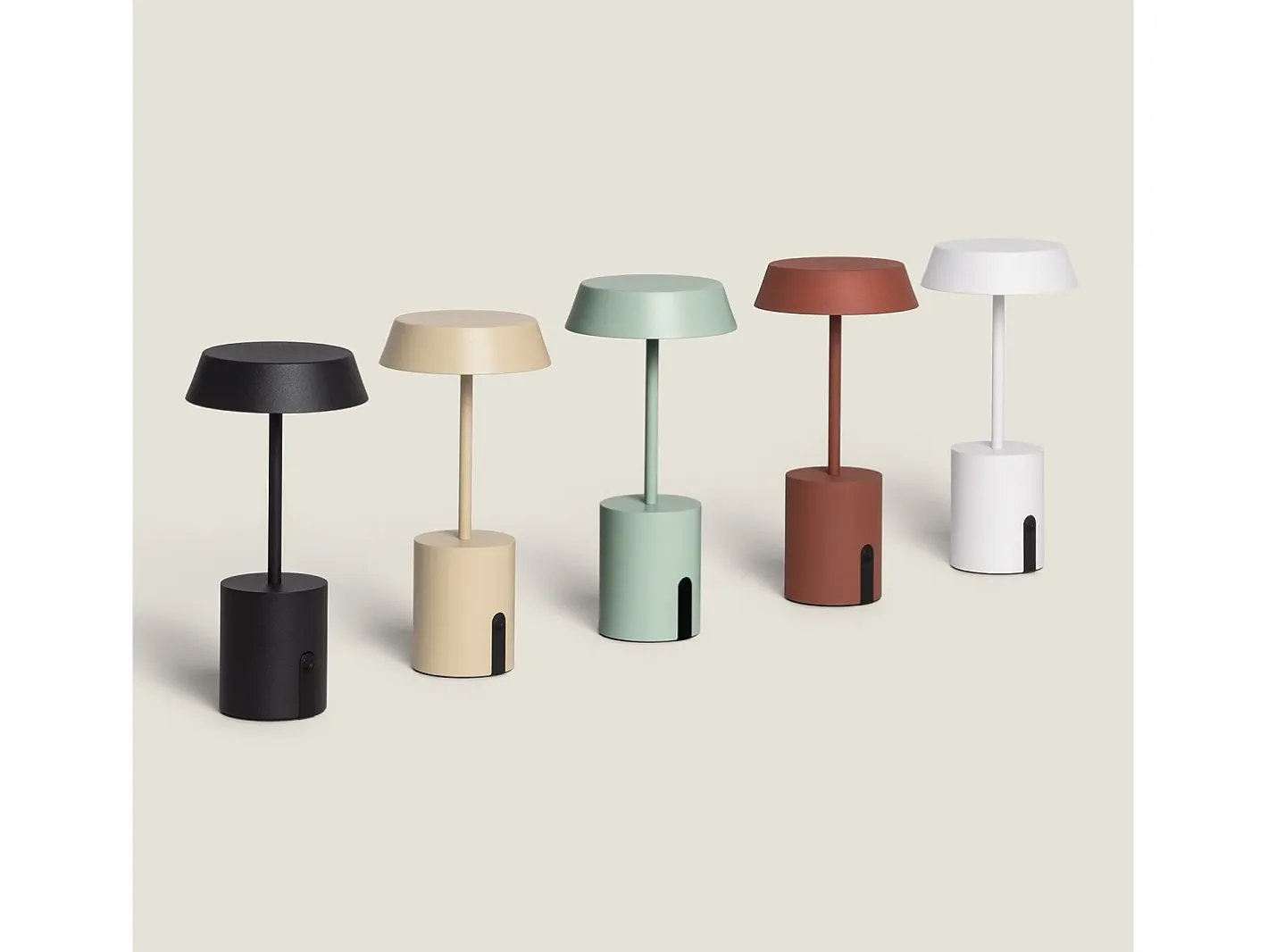Ledkia Iluminación Exterior-Lámpara de Mesa LED Metal Inalámbrica para Exterior Ula Terracota