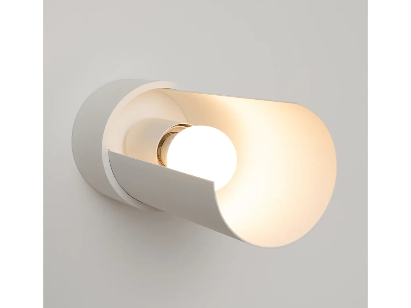 Sollux Lighting Aplique Para Pared-Lámpara de pared Torow minimalista de acero - 1 fuentes luminosas 3000K - L.10 x A.21 cm - Blanco