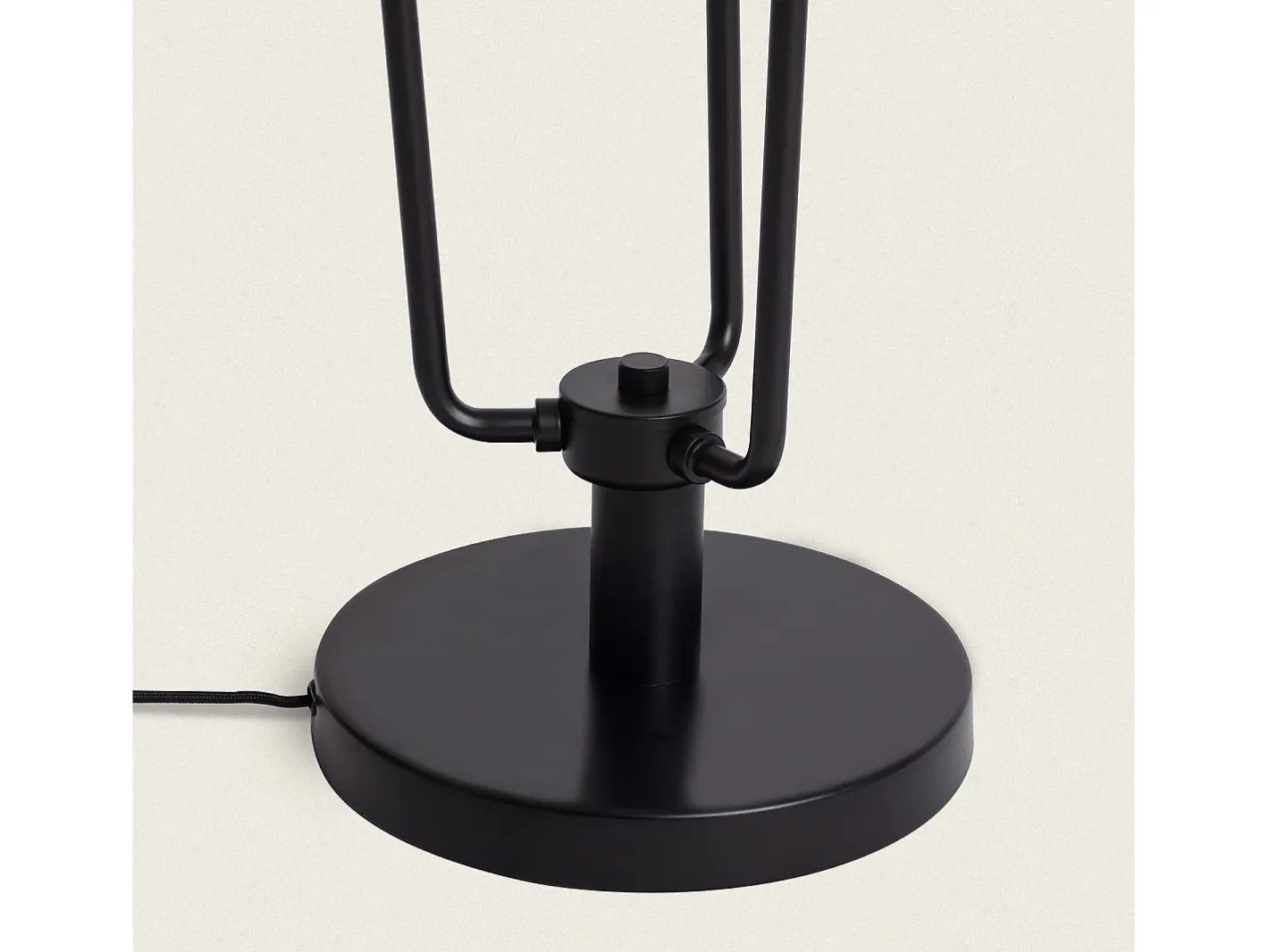 Ledkia Lámpara de Pie Metal Bells Blanco Multicolor Outlet