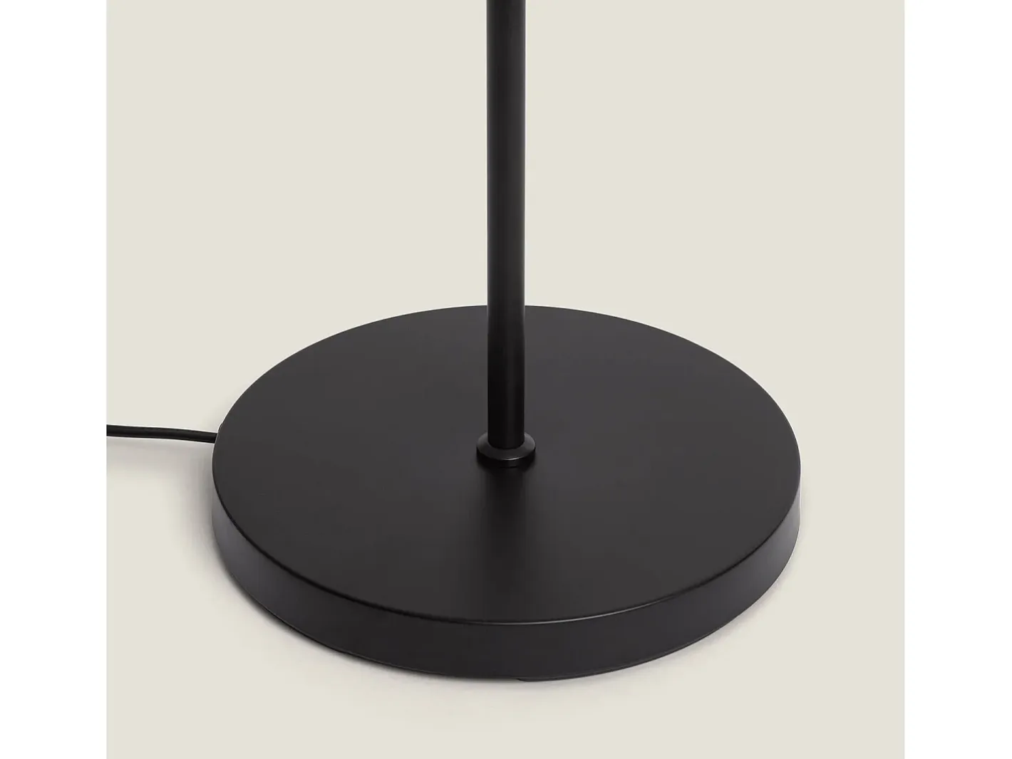 Ledkia Lámpara De Pie-Lámpara de Pie Monah WiFi con Regulador Negro Multicolor