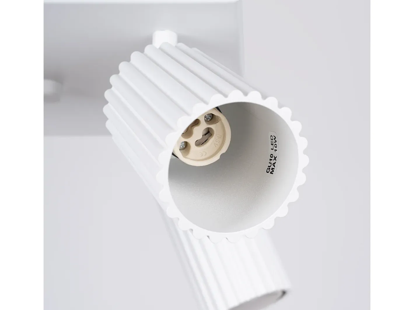Sollux Lighting Plafón-Lámpara de techo Gloow minimalista de aluminio - 4 fuentes luminosas 3000K - L.25 x A.16,5 cm - Blanco