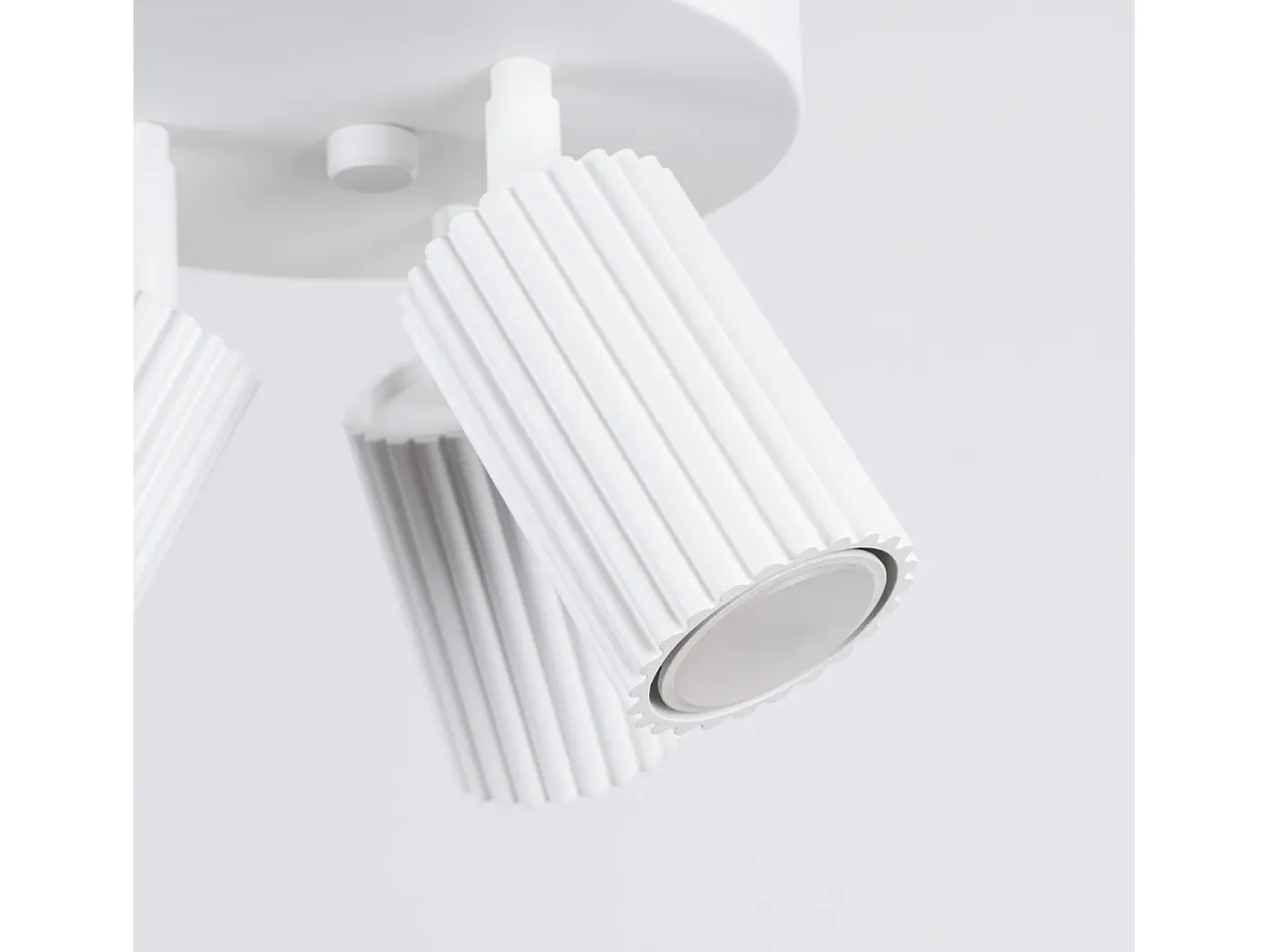 Sale Sollux Lighting Lámpara de techo Gloow minimalista de aluminio - 3 fuentes luminosas 3000K - L.19,5 x A.18 cm - Blanco