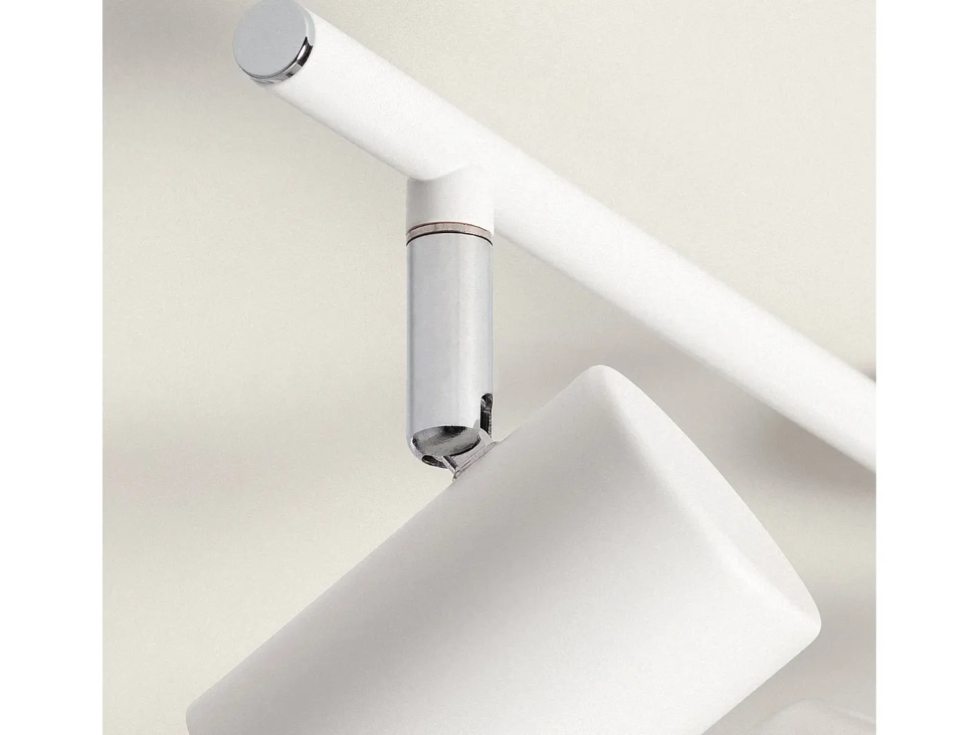 Ledkia Iluminación Exterior-Lámpara de Techo Orientable Madera 3 Focos Olmo Blanco Multicolor