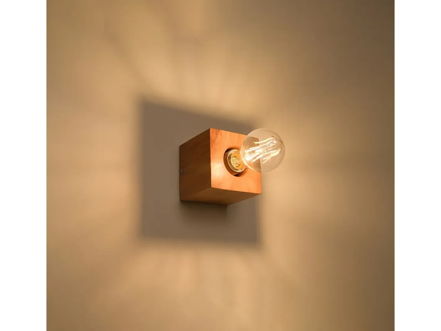 Hot Sollux Lighting Lámparas de pared Zxina escandinavo de madera - 1 fuentes luminosas 4000K - L.10 x A.10 cm - madera natural Color natural claro