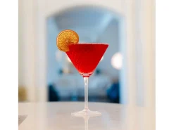 Clearance Martini - Juego de 4 copas de 23 cl para cóctel y vino aromático, diseño elegante - Zafferano, fabricado en Italia Transparente