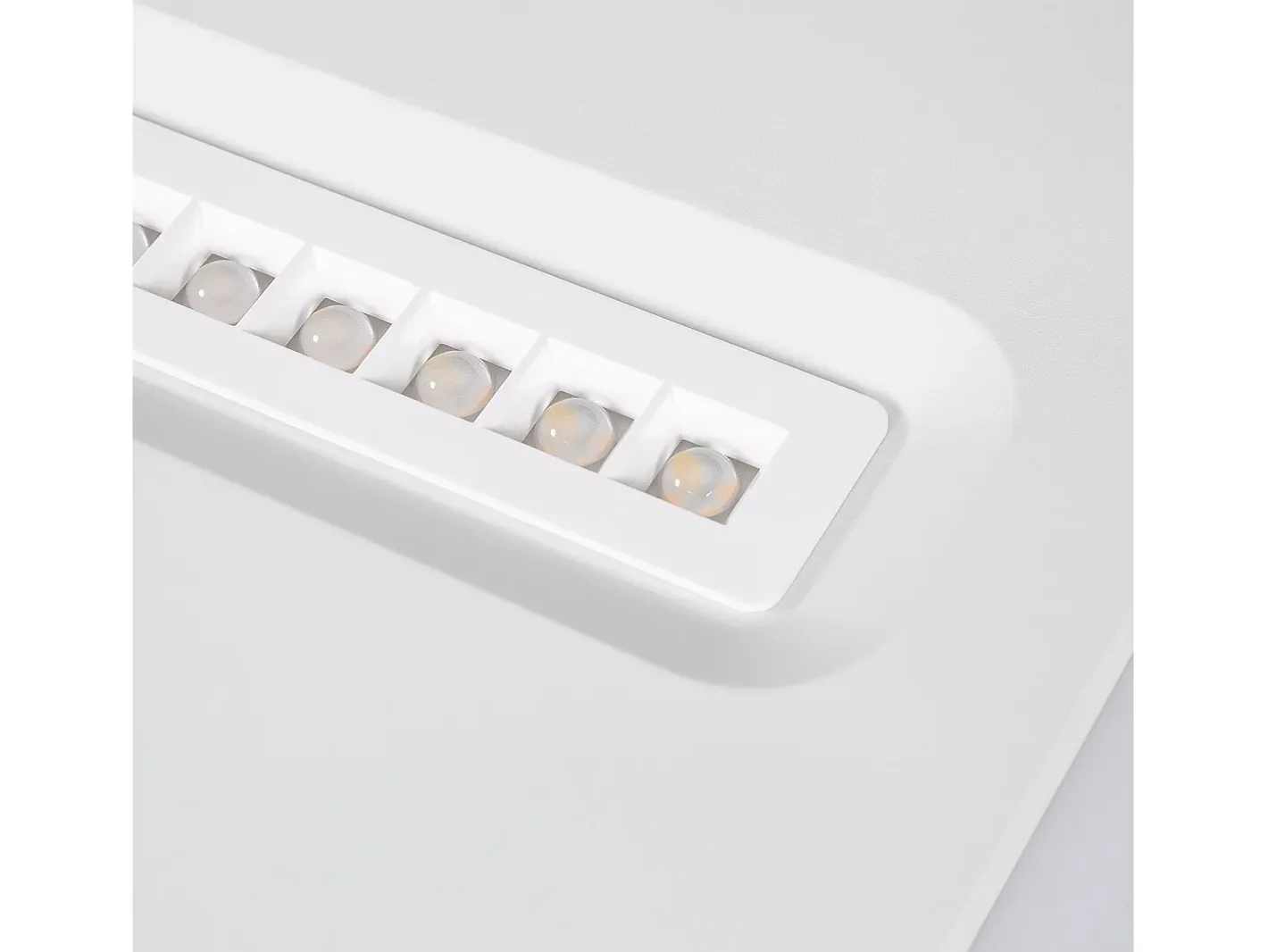 Ledkia Plafón-Panel LED 60x60 cm 30W 4200lm CCT Seleccionable VisualConfort 3000K - 4000K Seleccionable (Cálido-Neutro) Blanco