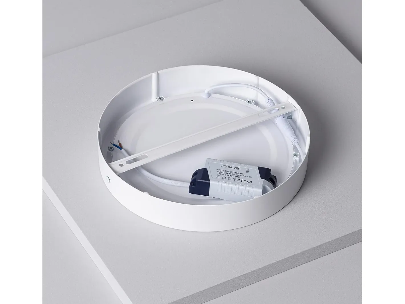 Ledkia Plafón LED 18W Circular Ø225 mm 6000K Blanco Frío Multicolor Sale