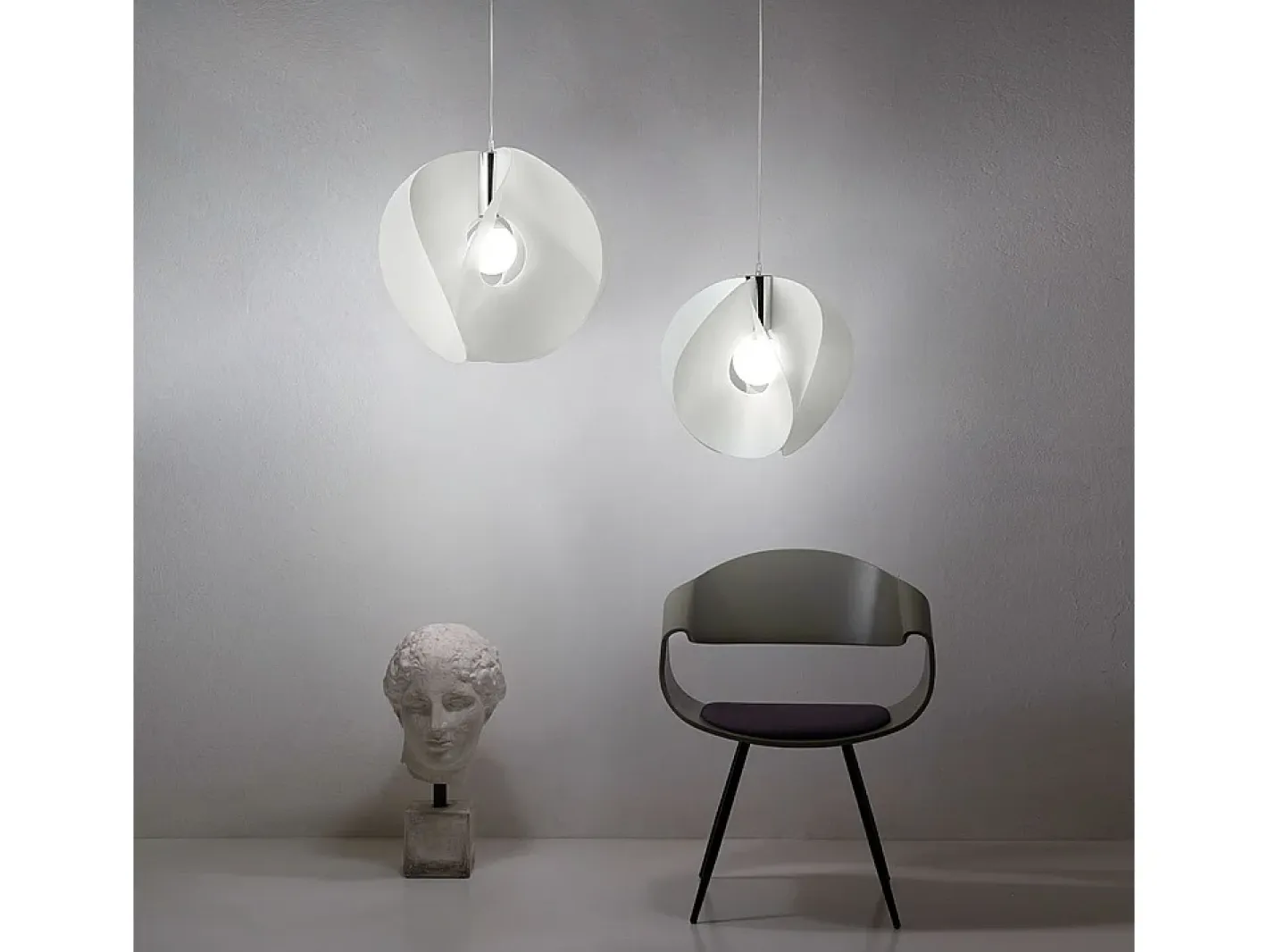 Lámpara Suspendida-Sospensione Moderna Atom Polilux ® Bianco E Metallo Cromo 1 Luce E27 D54Cm Blanco